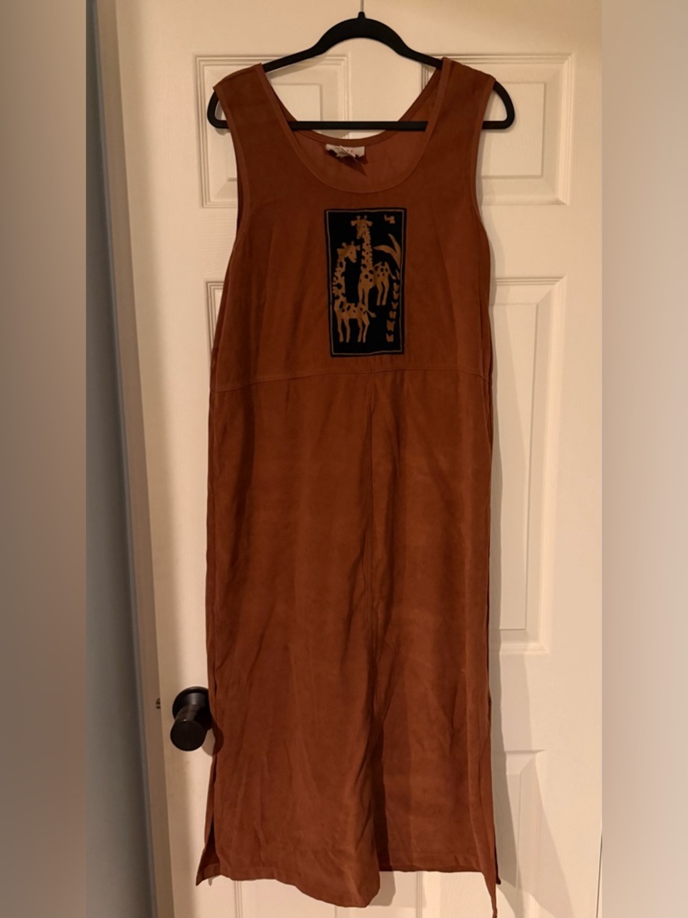 Sleeveless Brown Midi Dress with Giraffe boho Embroidery